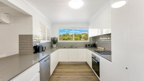Terrigal Casa | Terrigal Bay #13 Pool, Wifi, Short Walk To Beach Accom Holidays