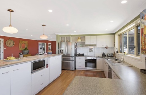 Terrigal Casa | TERRIGAL LAKEHOUSE - WATERFRONT SERENITY