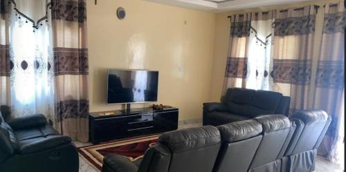 Brusubi Apartamento | Terrouwaar apartment