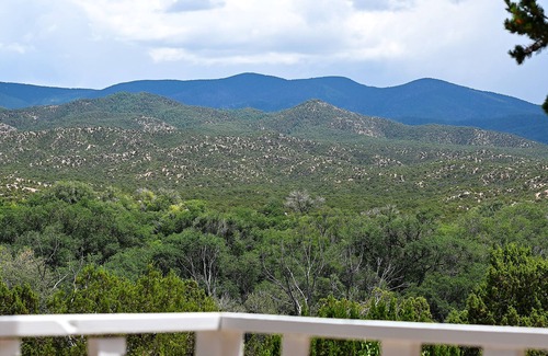 Tesuque Cama Y Desayuno | Tesuque Outpost |3 Casitas |Best views in Santa Fe