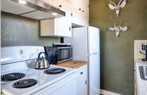 Tesuque Cama Y Desayuno | Tesuque Outpost| Casita E & F| Best views Santa Fe