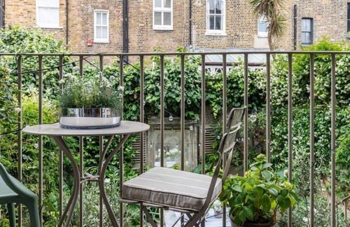 Chelsea Riverside Apartamento | Tetcott Road by onefinestay