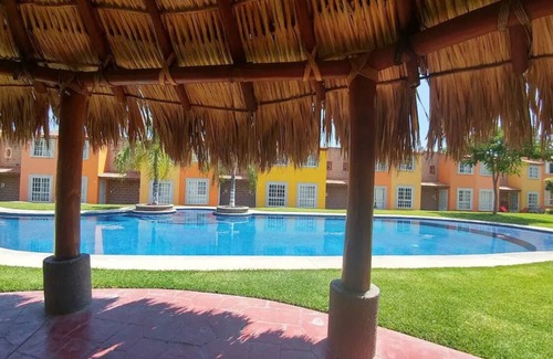 Tetecalita Casa | Tetecalita Vocational Guesthouse