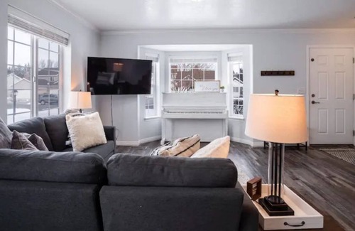 Rexburg Casa | Teton Mountain Townhome
