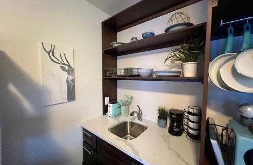 Leigh Creek Estates Casa | Teton View Studio - Hidden Gem near Yellowstone
