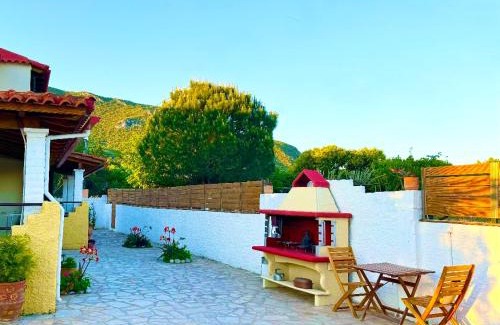 Agios Matthaios Apartamento | TETRAKTYS ESTATE beachside ΥΔΩΡ with big garden