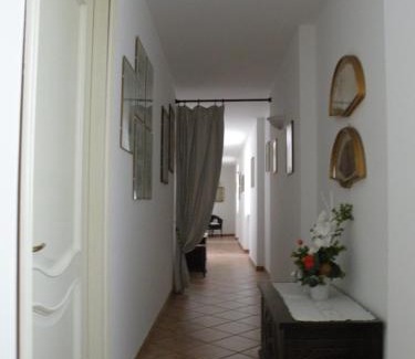 Madonna dell'Olmo Cama Y Desayuno | Tetto Nuovo B&B