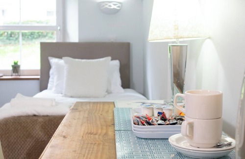 Hawick Hotel | Teviotside Travel Inn - Hawick - Room 6 - double / twin