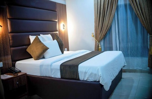 Benin City Hotel | Tevom Hotel and Suites