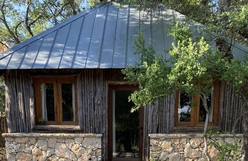 Round Mountain Apartamento | Texas Hill Country Ranch Wildlife Fire Pit Full Kitchen Close to Parks