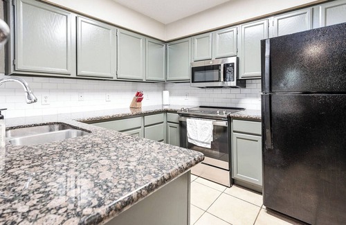 League City Casa | Texas inspired townhome near the heart of League City.