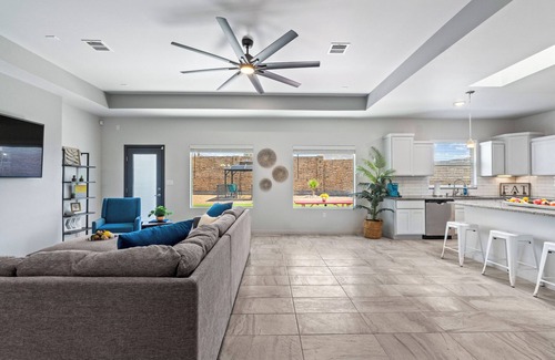Chamberino Casa | Texas Modern 4BR 3BA Home with a Gazebo & Spacious Yard