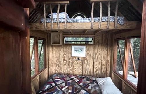 Elmo Casa | Texas Safari Camp Hummingbird Tree House