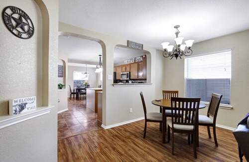 Converse Casa | Texas Star - A Birdy Vacation Rental