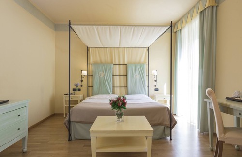 Calambrone Hotel | TH Tirrenia - Green Park Resort