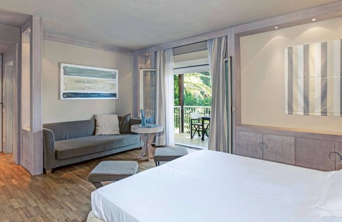 Calambrone Hotel | TH Tirrenia - Green Park Resort