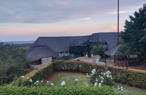 City of Matlosana Cabina | Thaba Tshwene Game Lodge