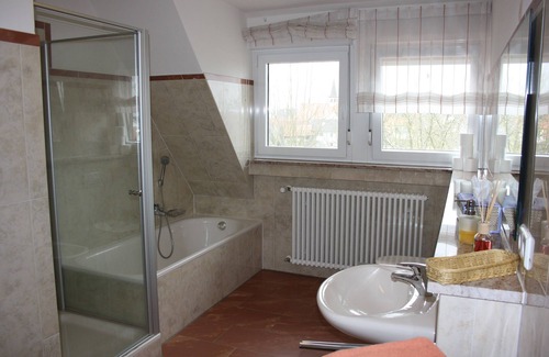 Rheinhausen Apartamento | Thai Tawan Loft en Europa-Park Rust