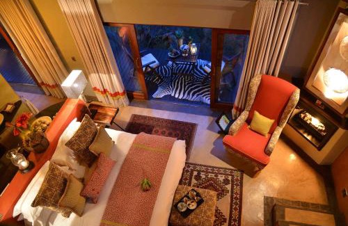 Rooiberg Cabina | Thakadu Bush Lodge Naka Sanga