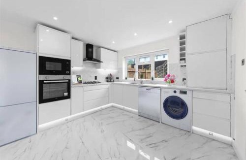 Five Oak Green Casa | Thames Lodge