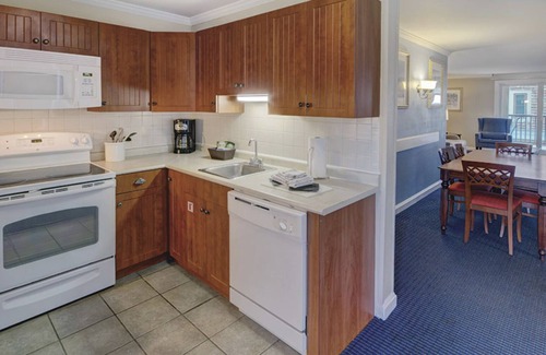 Yachting Village Condominio | Hermoso complejo costero en Newport, Rhode Island