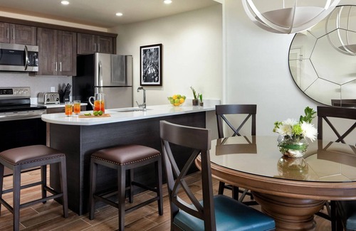 Bonita Springs Complejo | Thanksgiving week! 11/19/23-11/25/23 Hyatt Coconut Cove Resort