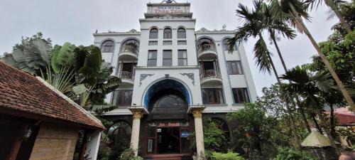 Hoa Lu Hotel | Thap Tam Royal Hotel