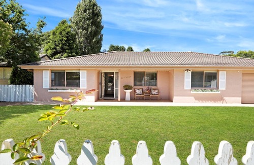 Bowral Casa | Esa casa rosada! - cómodo hogar lejos del hogar