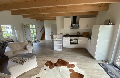 Worpswede Casa | Thatched cottage with sauna (incl.), terrace, garden in Worpswede