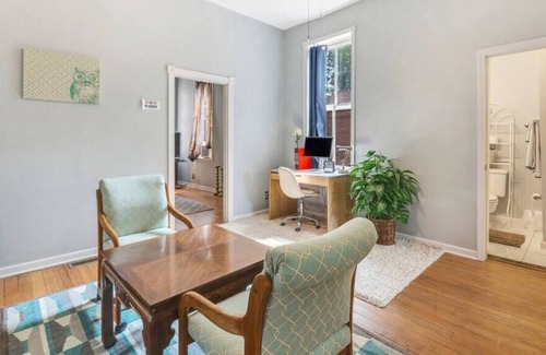 Tower Grove East Apartamento | The 10 Mins from Everything in the City Apartment