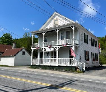 West Dover Apartamento | The 1827 House
