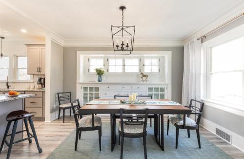 Highland Square Casa | The 1920’s Dutch Colonial - Highland Square