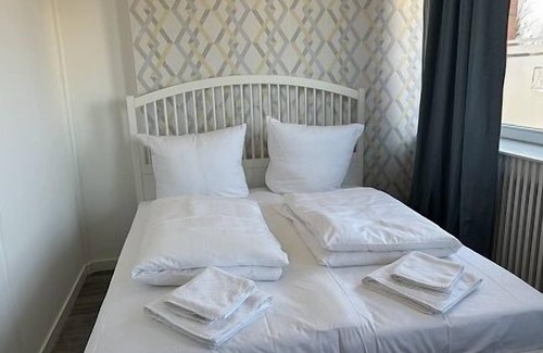 Bramfeld Apartamento | The 2-room apartment is bright and lovingly furnished. It is located in our apartment house Haldesdorfer Straße and is 60 m2 big.