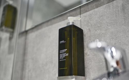 Warwick Hotel | The 29 London