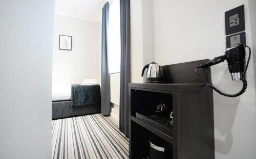 Warwick Hotel | The 29 London