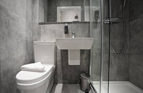 Warwick Hotel | The 29 London