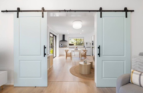 Upper Coomera Casa | The 2BR Farm Escape, idyllic scenery,peaceful tour