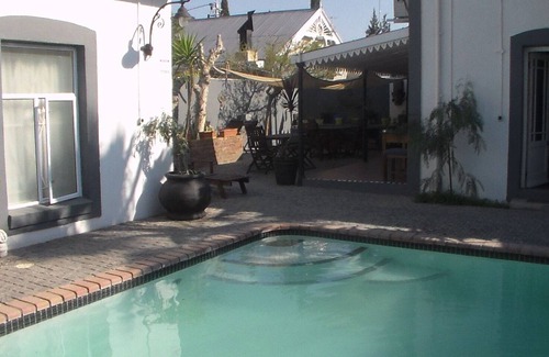 Beaufort West Casa | The 3 Chimneys Guest House