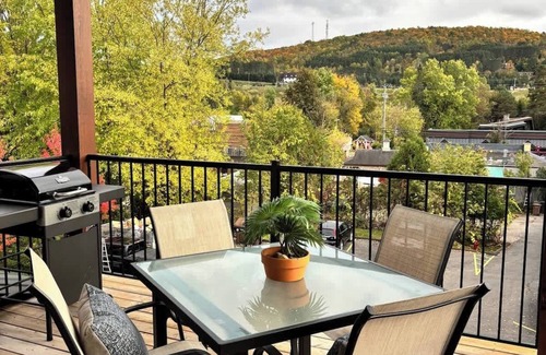 Mont-Tremblant Apartamento | The 300