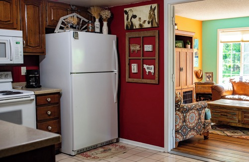 Ames Casa | The 410 Farmyard