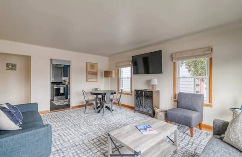 Burns Park Apartamento | The 4M Boho House - Clean & Spacious Near UMich!