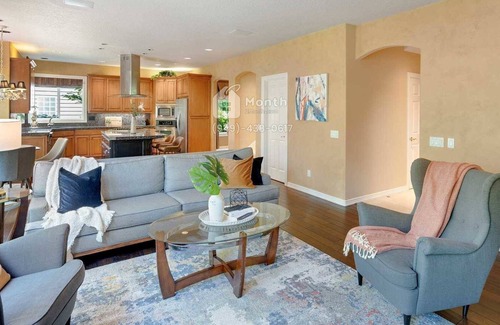 Northwest Portland Casa | The Abbey on Birkendene
