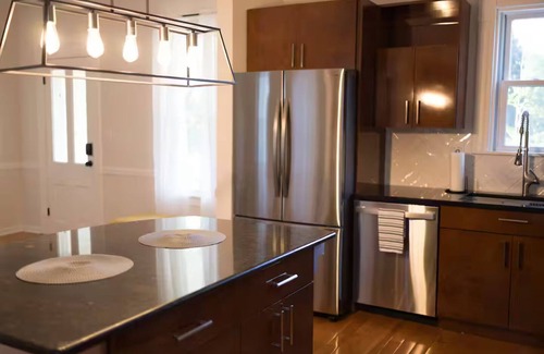 Lyndhurst Casa | The Abigail House