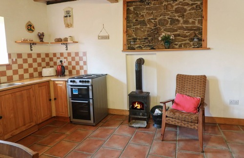 Moone Cabaña | THE ABRAHAM, with open fire in Castledermot, County Kildare