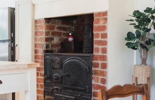 Tooborac Casa | The Acres of Tooborac Homestead