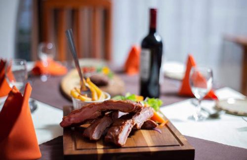 Lilongwe Cama Y Desayuno | The Ad Lib Executive lodge