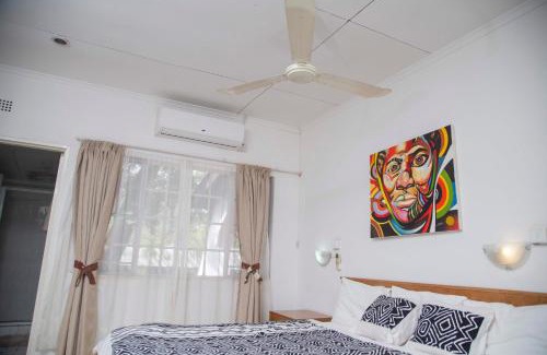 Lilongwe Cama Y Desayuno | The Ad Lib Executive lodge