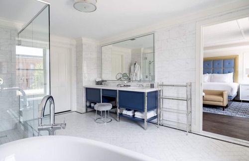 Saratoga Springs Hotel | The Adelphi Hotel