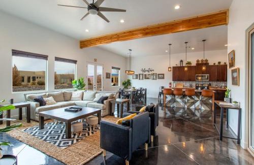 Hurricane Casa | The Adventure at Sand Hollow Resort