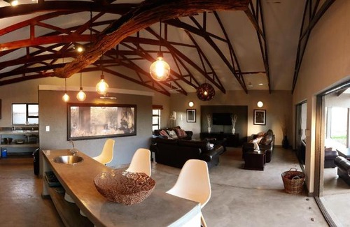 Hoedspruit Casa | The African Dream House